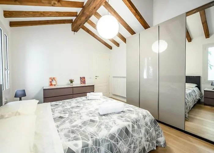Your Happy Place In The Centre Apartament Modena