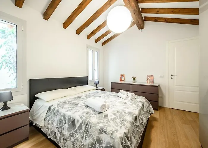 Your Happy Place In The Centre Apartament